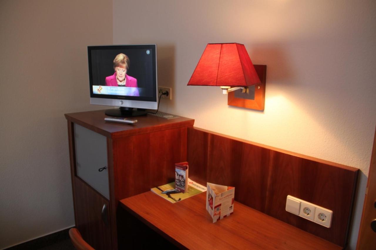 Buskes Hotel Steinfoerde Wietze Bilik gambar